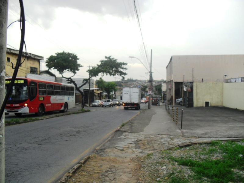 Prédio, Alípio de Melo, 3 Quartos, 2 Vagas, 1 Suíte