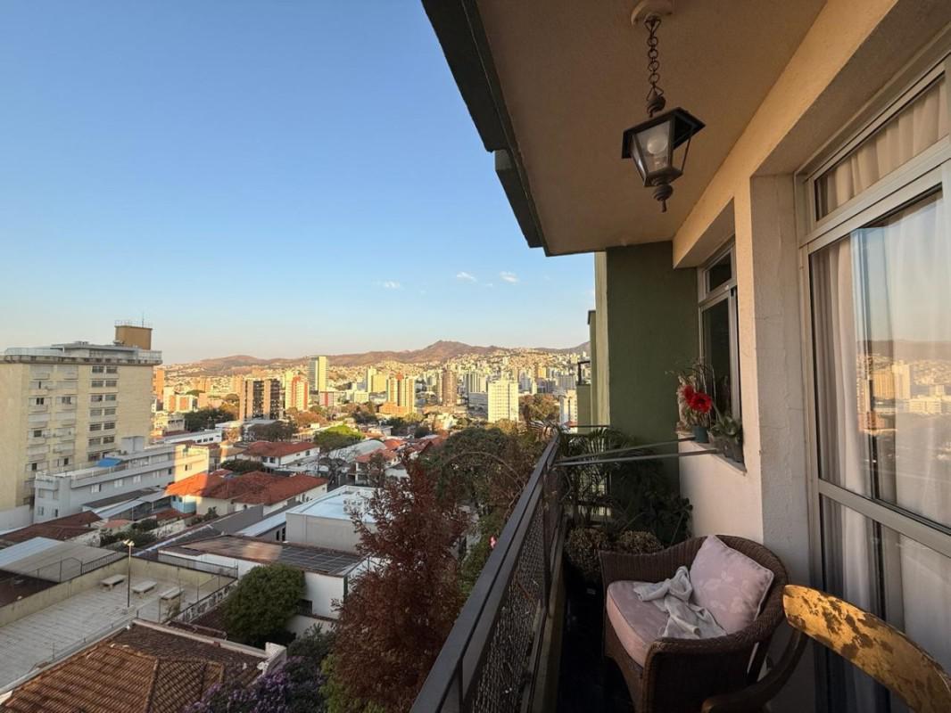 Apartamento, Floresta, 3 Quartos, 2 Vagas, 1 Suíte