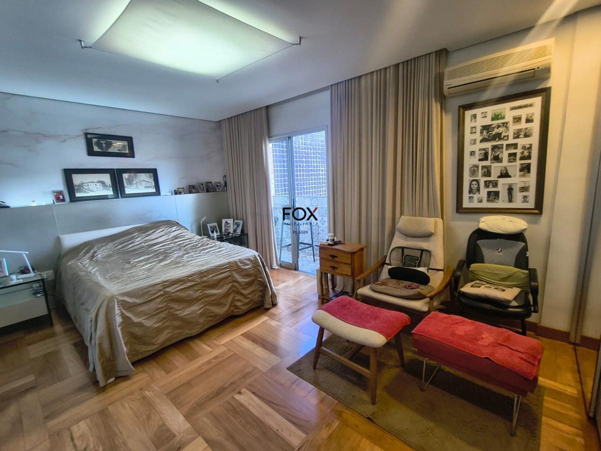Apartamento, Vila Paris, 4 Quartos, 2 Vagas, 1 Suíte