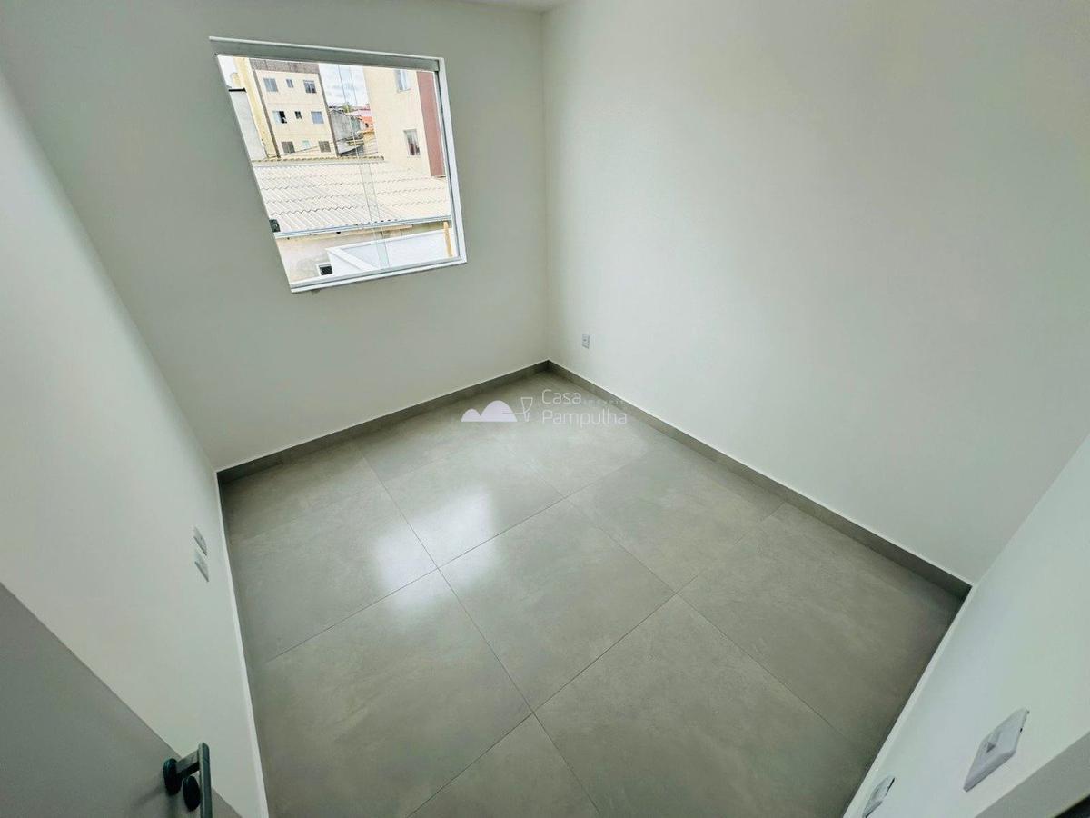 Casa, Jardim Leblon, 2 Quartos, 2 Vagas