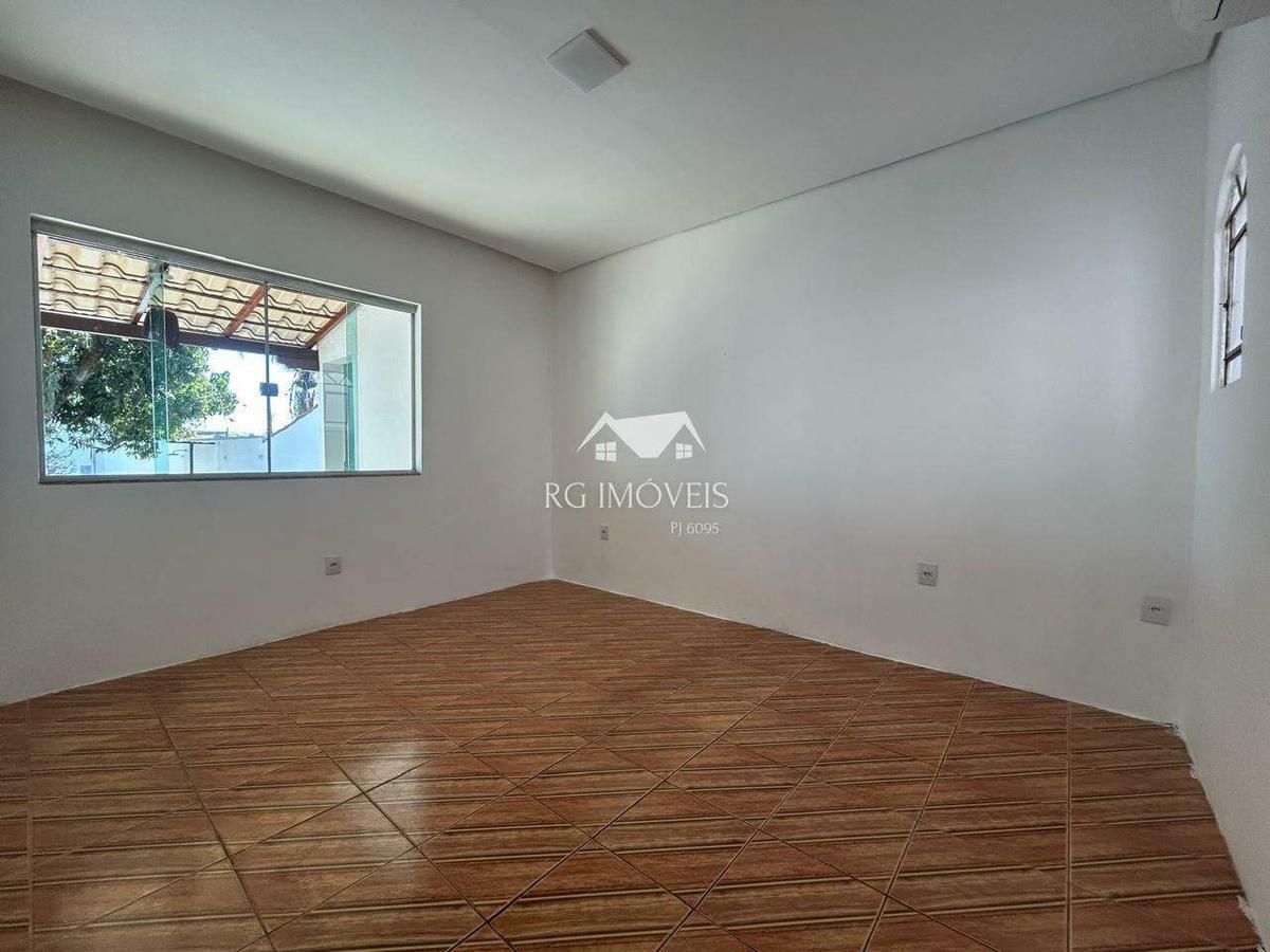 Casa, Novo Progresso, 2 Quartos, 6 Vagas