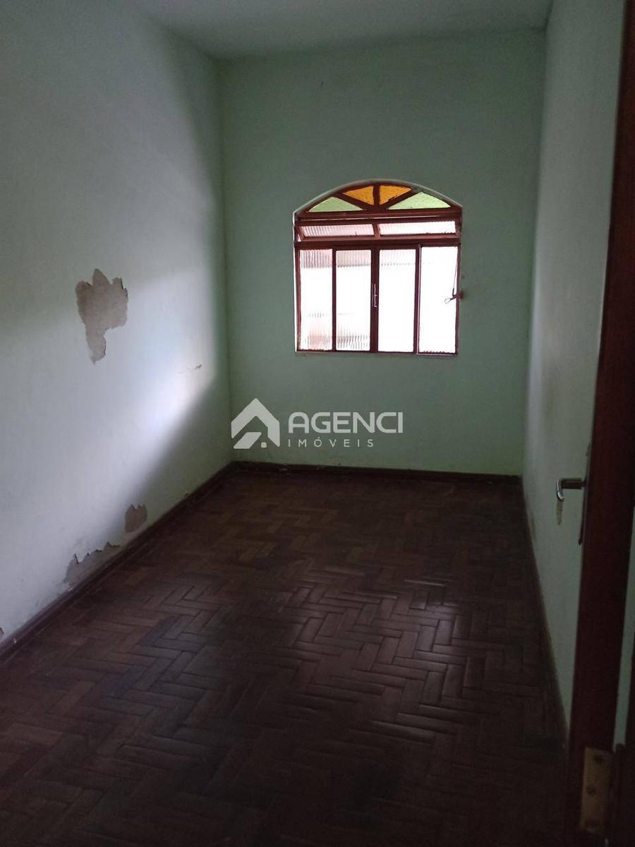 Casa, Parque Duval de Barros, 3 Quartos, 0 Vaga, 0 Suíte