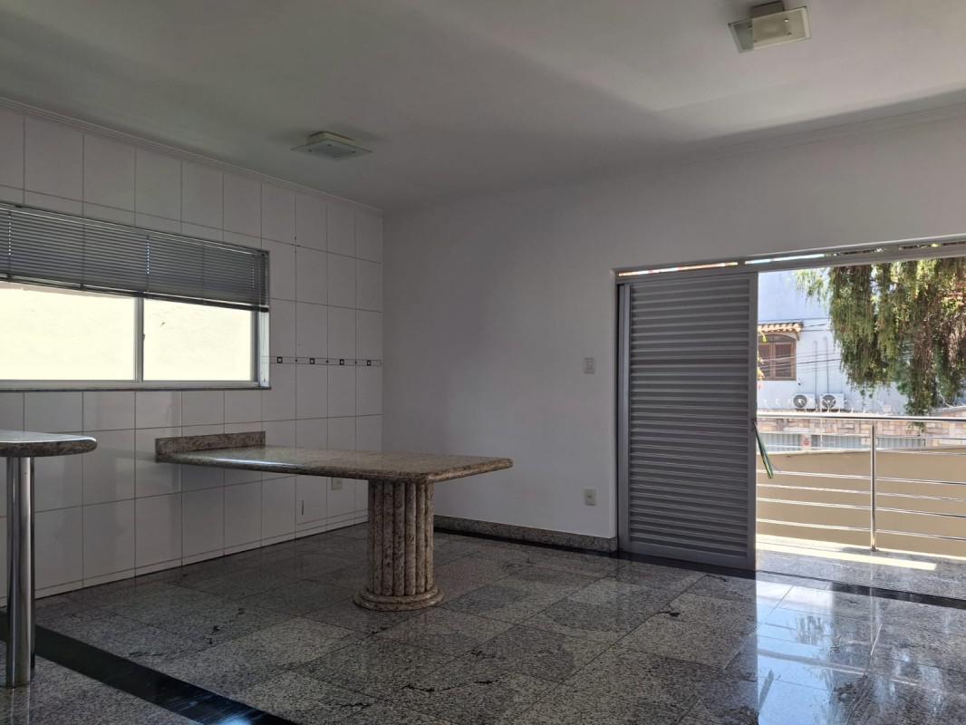 Casa Comercial, Caiçaras, 5 Quartos, 2 Vagas