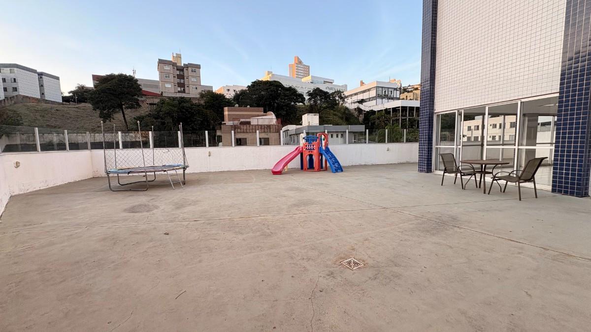 Apartamento, Estoril, 3 Quartos, 2 Vagas, 1 Suíte