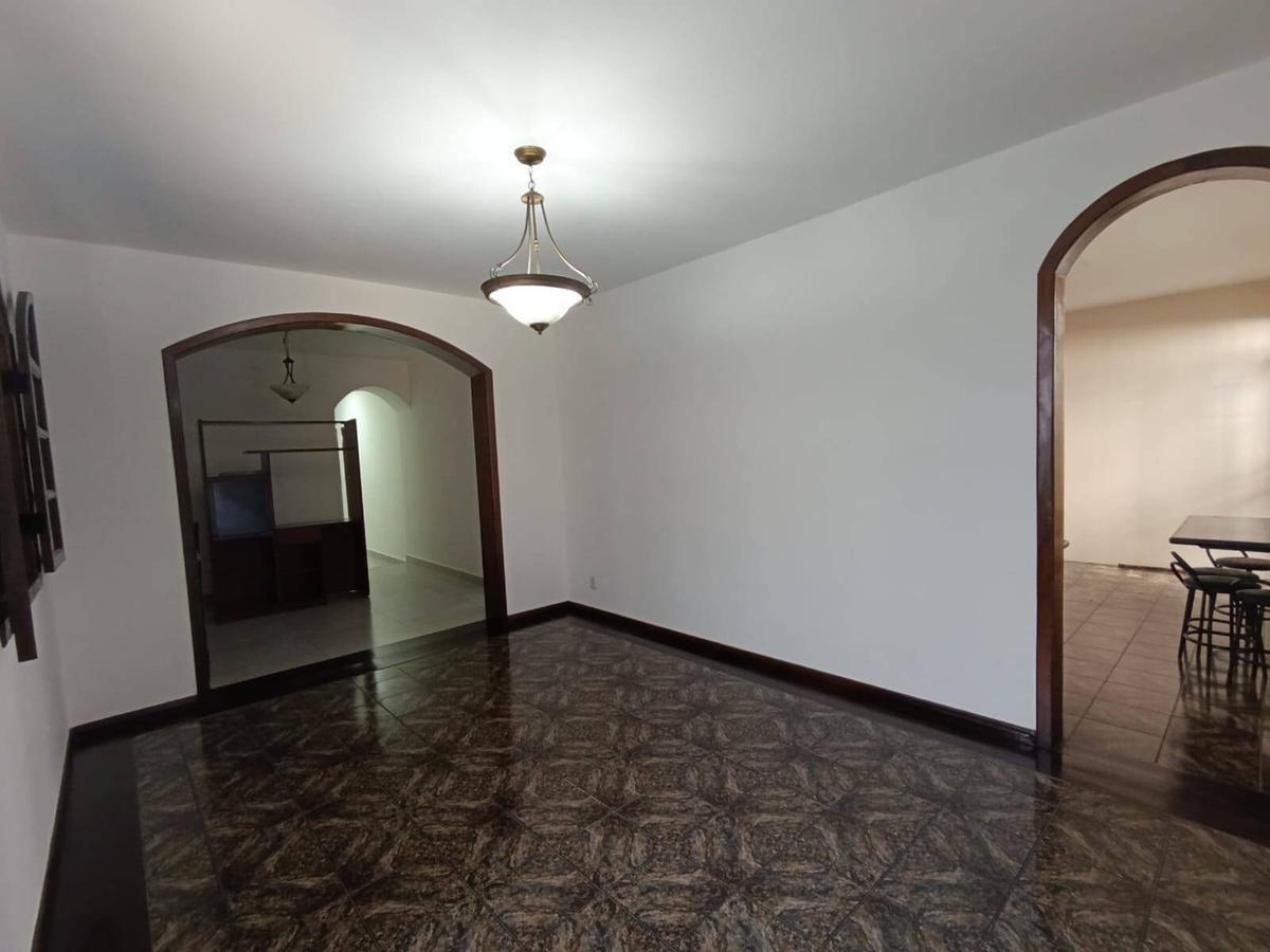 Casa, João XXIII, 5 Quartos, 3 Vagas, 1 Suíte