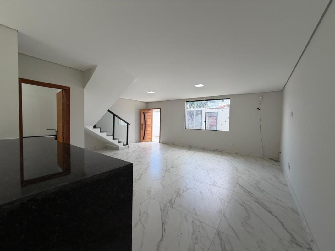 Casa, Santa Helena (barreiro), 3 Quartos, 3 Vagas, 1 Suíte