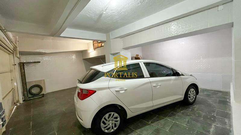 Casa, Serra, 4 Quartos, 2 Vagas, 2 Suítes