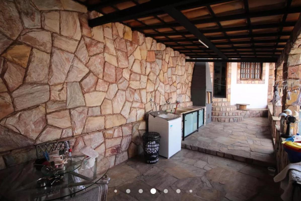 Casa, Inconfidentes, 3 Quartos, 2 Vagas, 1 Suíte