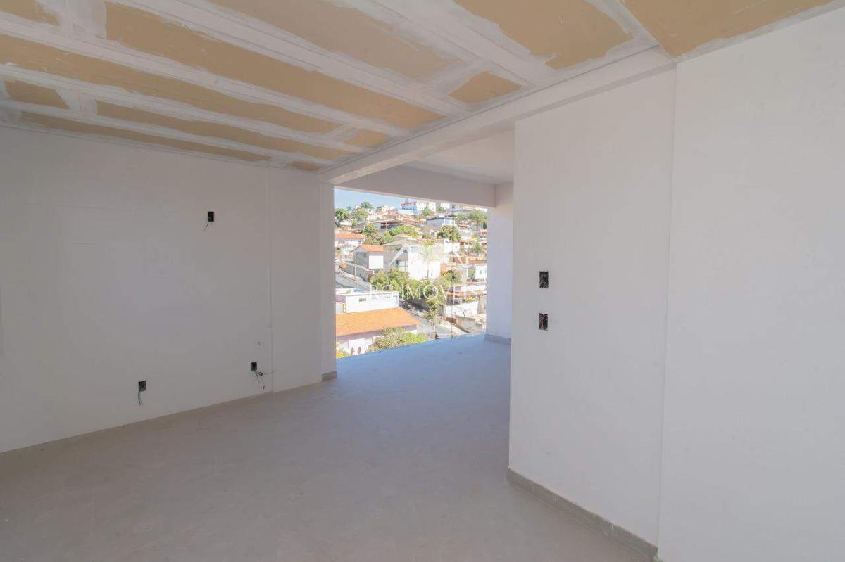 Apartamento, Barreiro, 3 Quartos, 2 Vagas, 1 Suíte