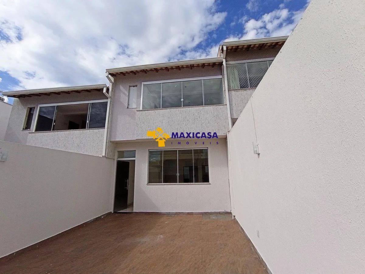 Casa, Santa Mônica, 3 Quartos, 2 Vagas, 1 Suíte