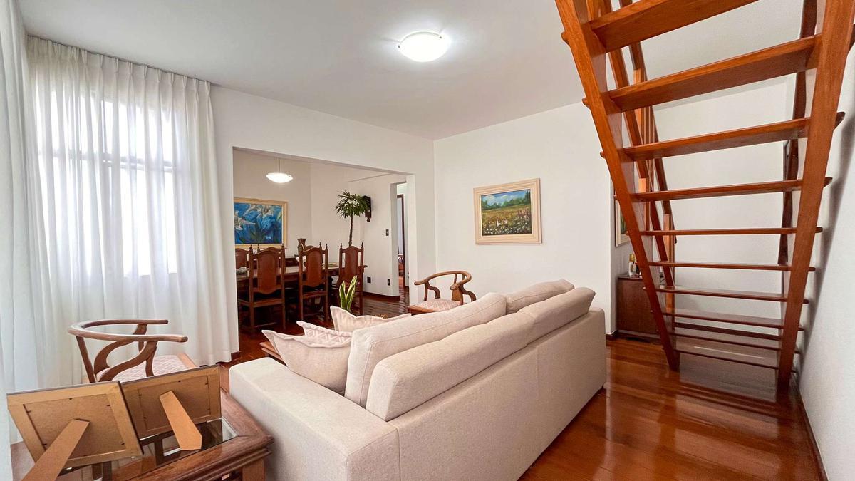 Cobertura, Buritis, 4 Quartos, 2 Vagas, 2 Suítes