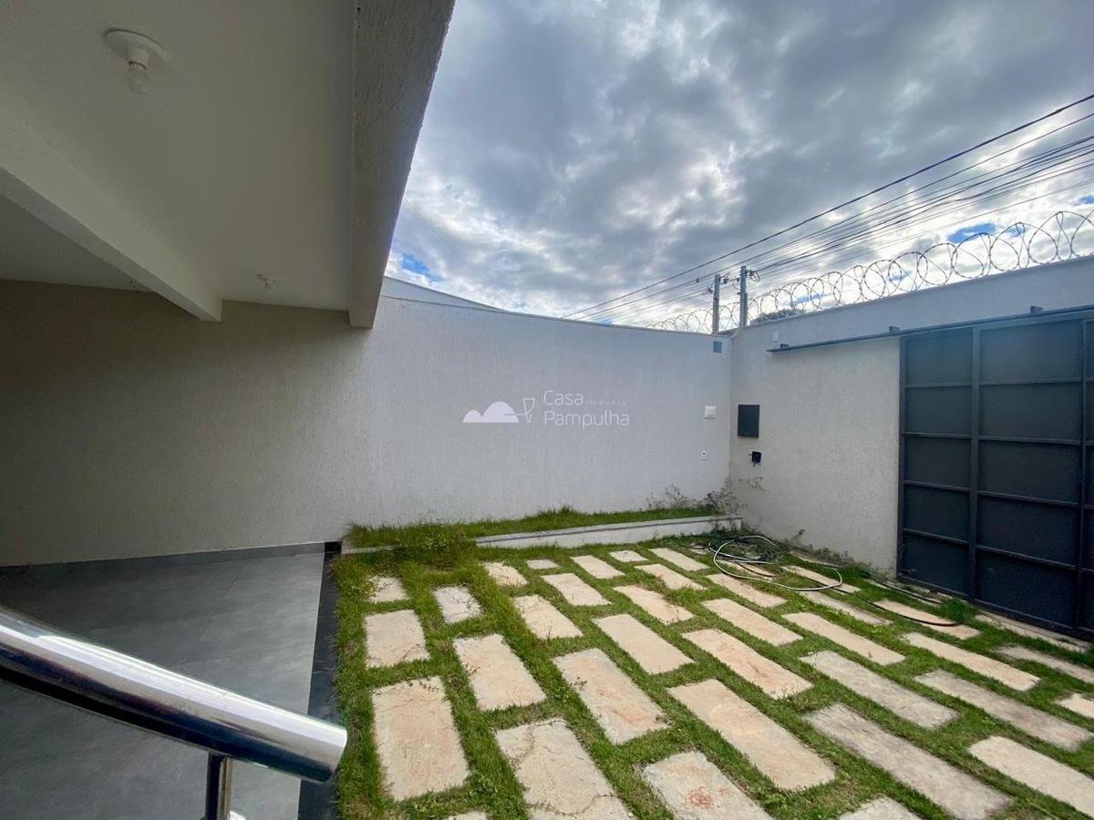 Casa, Novo Centro, 3 Quartos, 4 Vagas, 1 Suíte