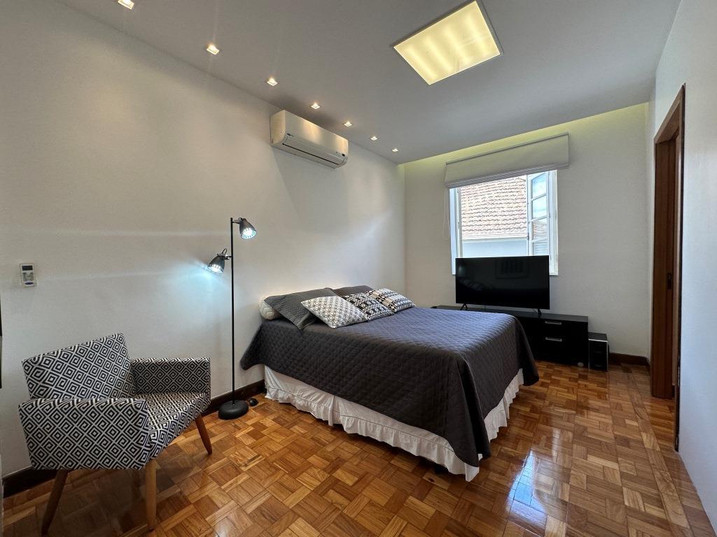 Casa, Floresta, 3 Quartos, 1 Vaga, 3 Suítes