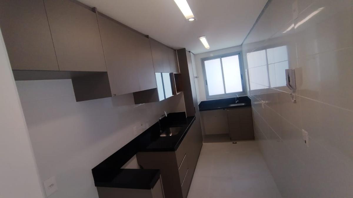 Apartamento, Sagrada Família, 3 Quartos, 2 Vagas, 1 Suíte