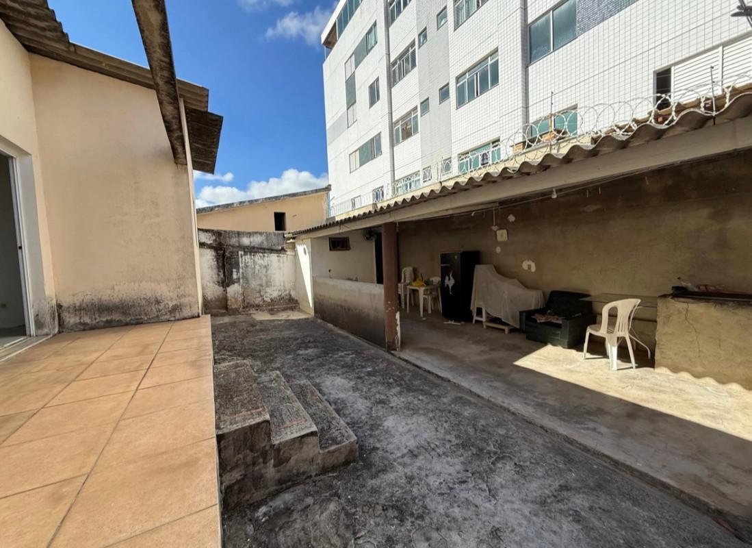 Casa, Sagrada Família, 3 Quartos, 1 Vaga