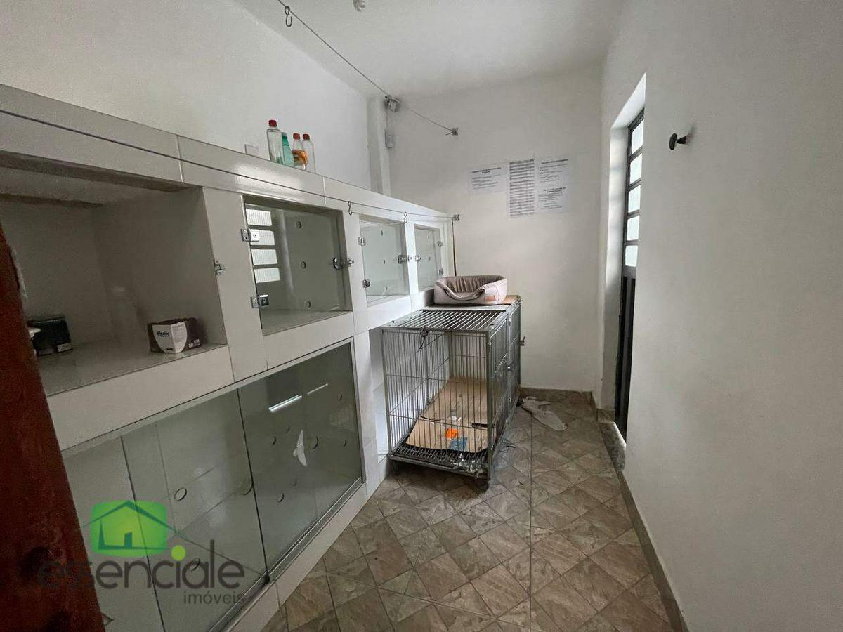 Casa Comercial, Eldorado, 4 Quartos, 5 Vagas