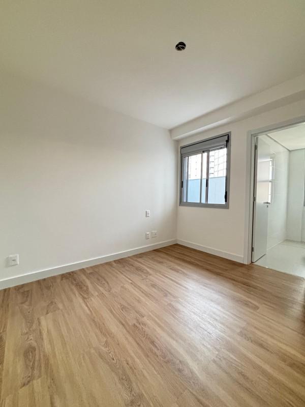 Apartamento, Sagrada Família, 3 Quartos, 2 Vagas, 1 Suíte