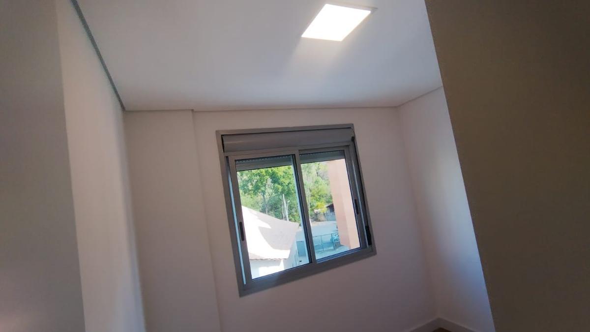 Apartamento, Sagrada Família, 3 Quartos, 2 Vagas, 1 Suíte