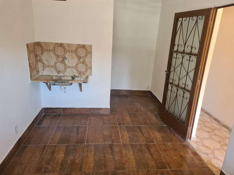 Sala, Vila Clóris, 0 Quarto, 0 Vaga