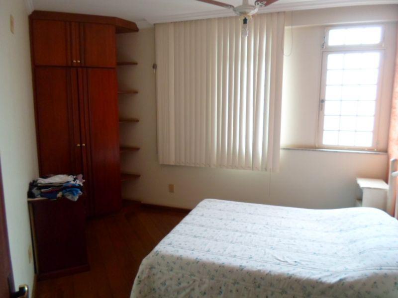 Casa, Castelo, 4 Quartos, 4 Vagas, 1 Suíte