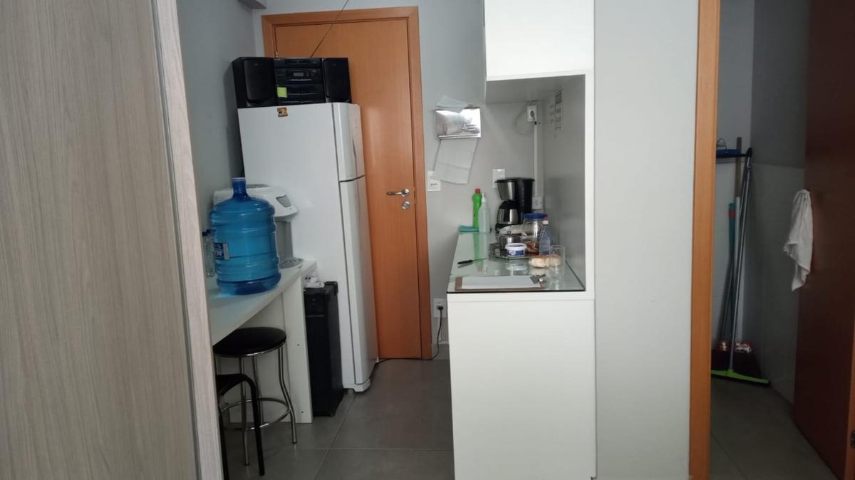 Sala, União, 0 Quarto, 0 Vaga