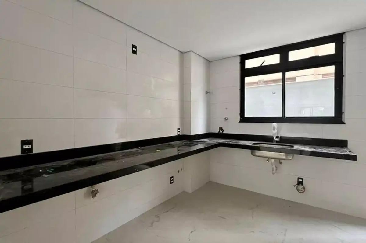 Apartamento, Serra, 3 Quartos, 3 Vagas, 1 Suíte