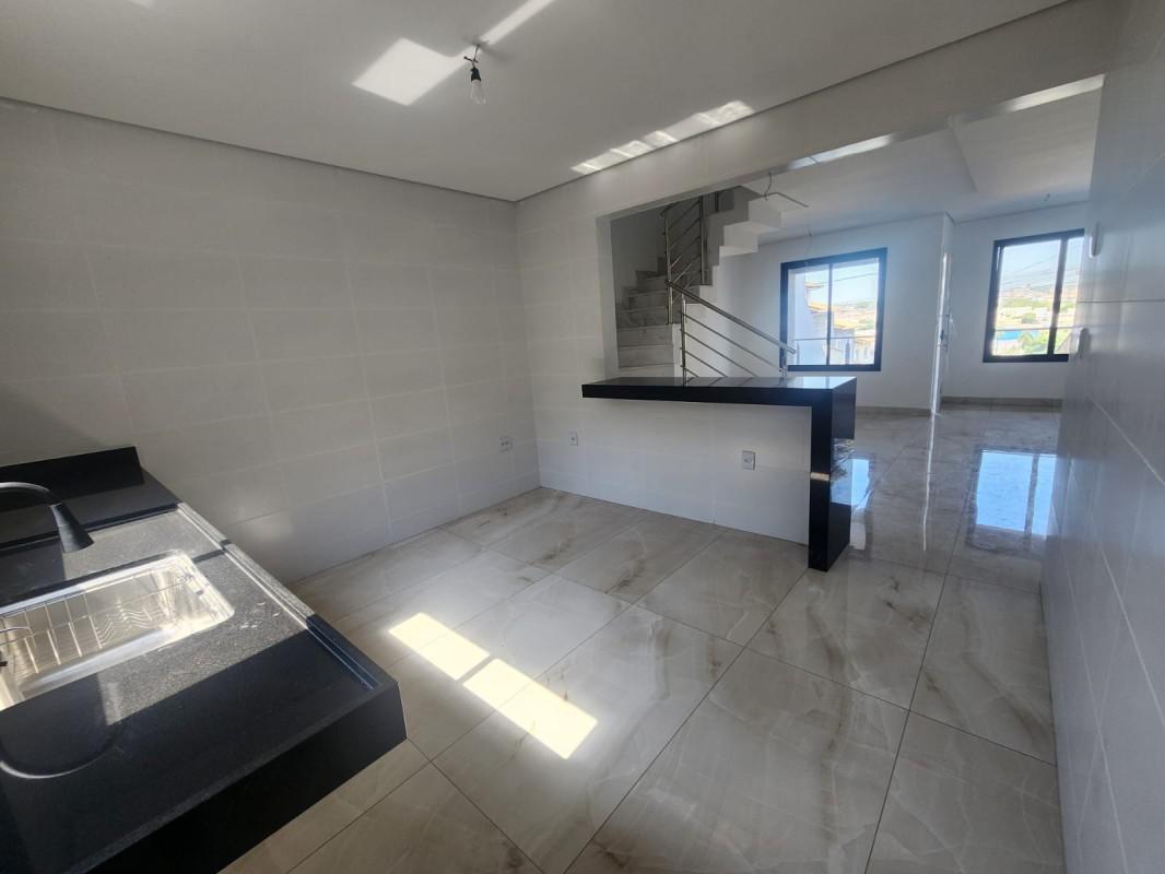 Casa, Cabral, 3 Quartos, 4 Vagas, 1 Suíte