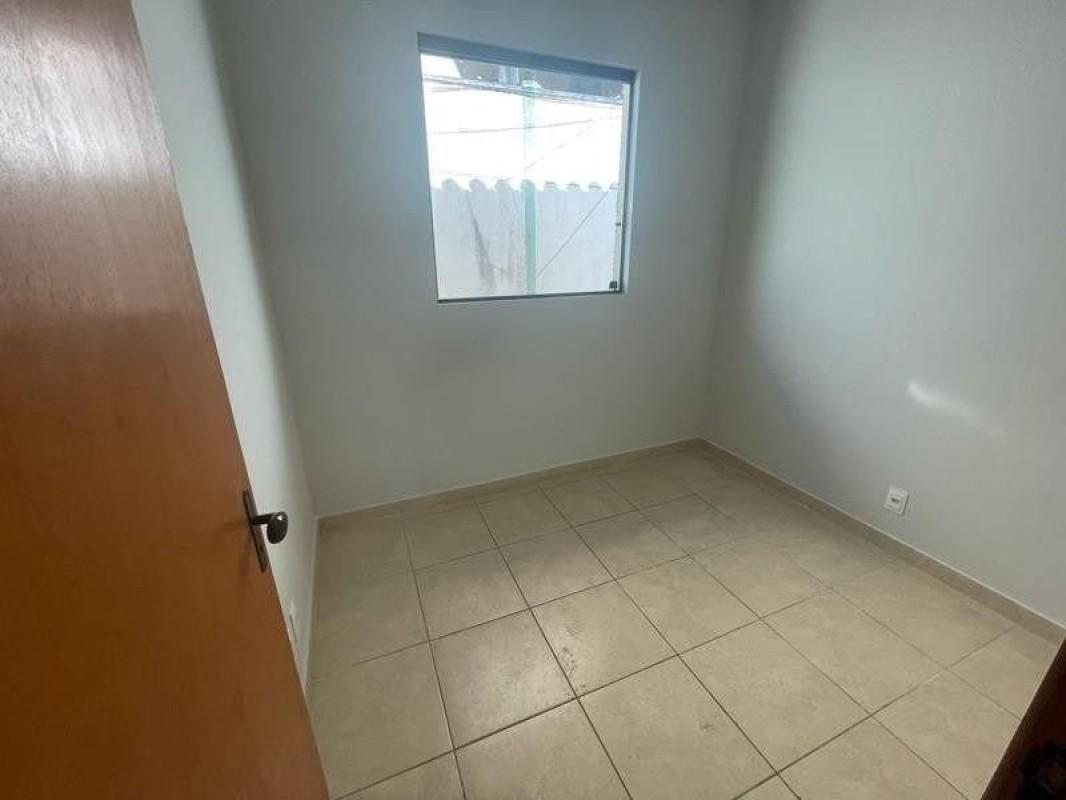 Casa, Masterville, 2 Quartos, 2 Vagas