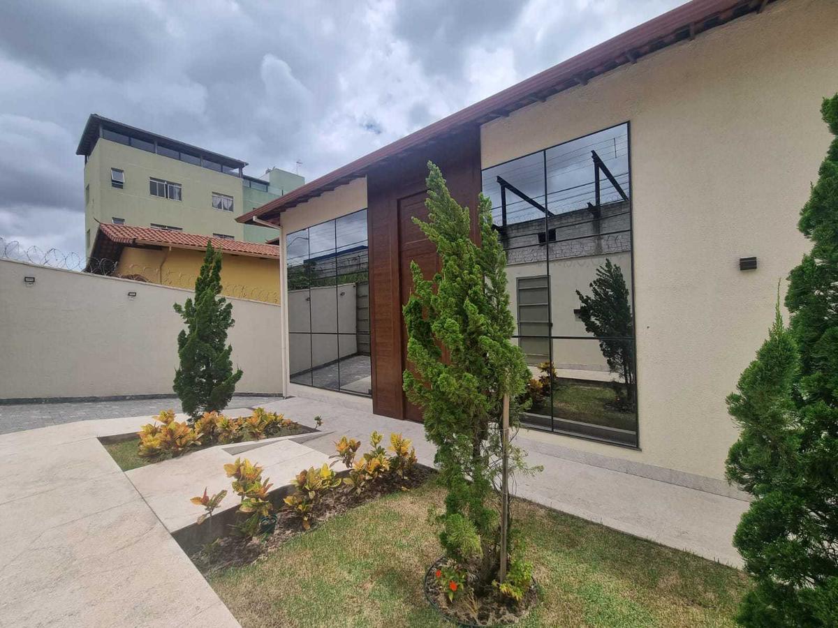 Casa, Jardim Riacho das Pedras, 5 Quartos, 10 Vagas, 2 Suítes
