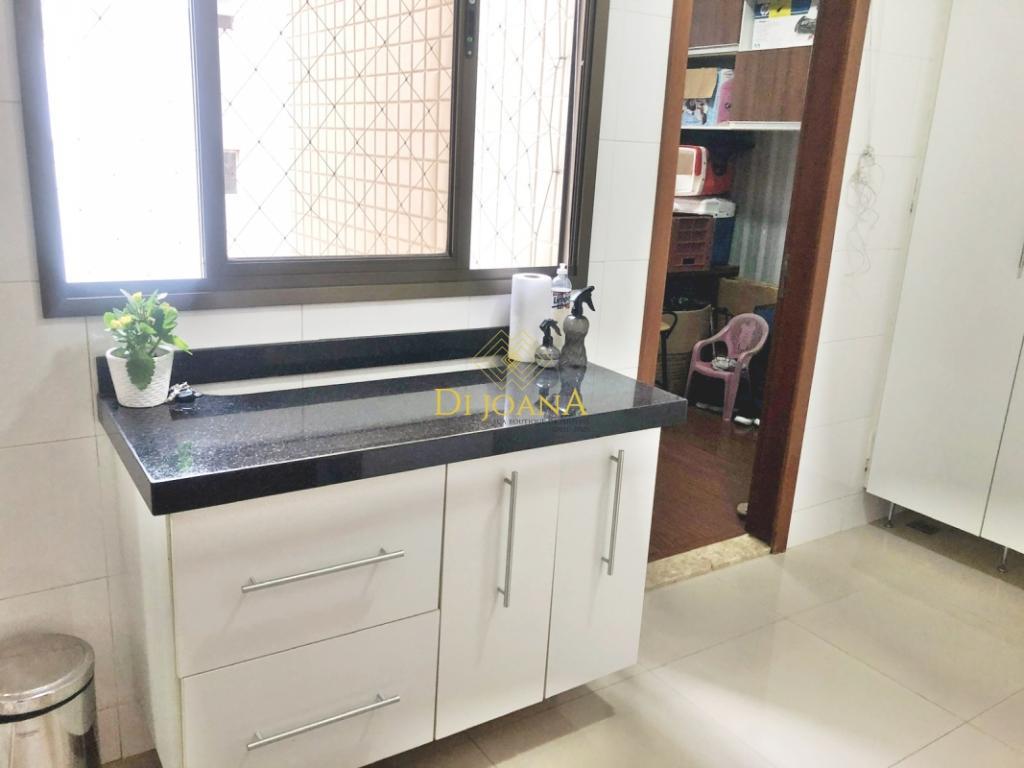 Apartamento, Centro, 4 Quartos, 2 Vagas, 1 Suíte