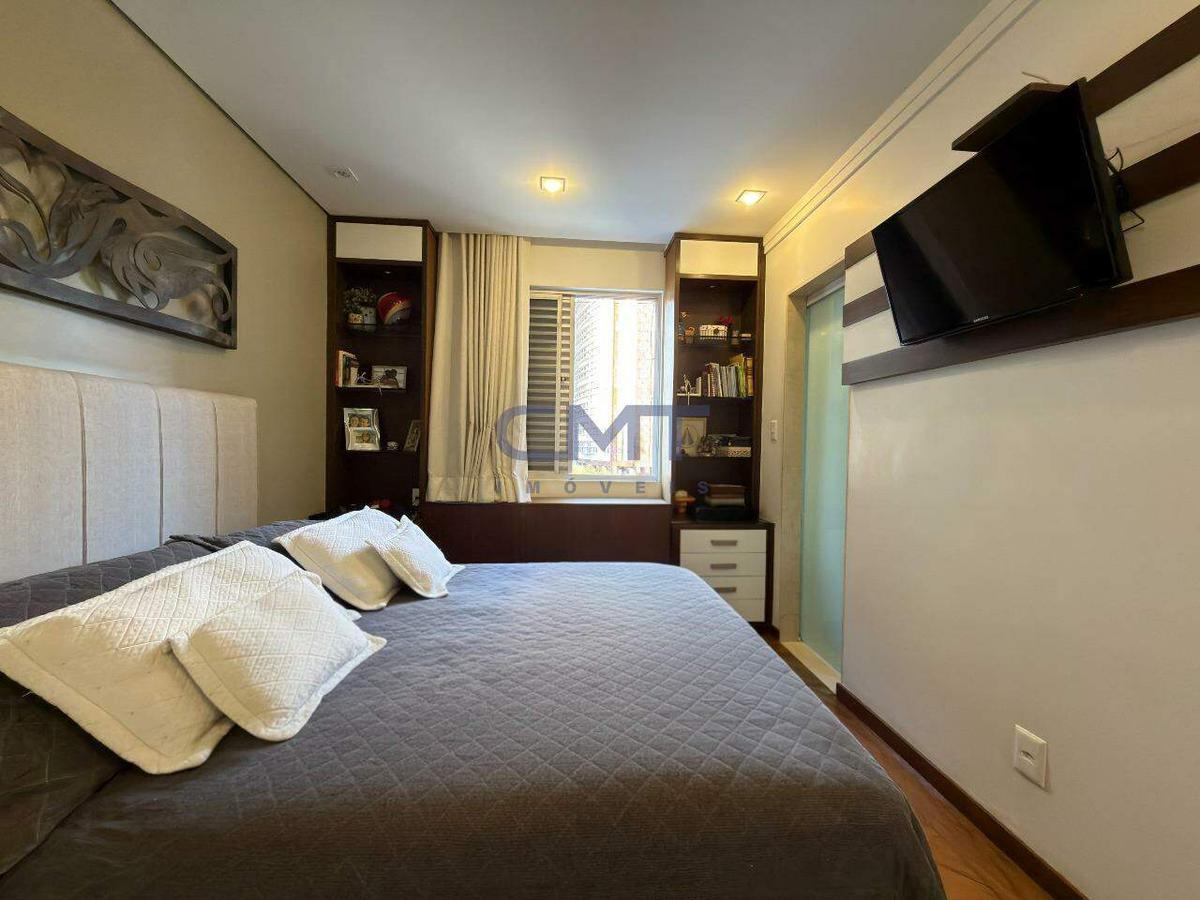 Apartamento, Funcionários, 4 Quartos, 2 Vagas, 2 Suítes