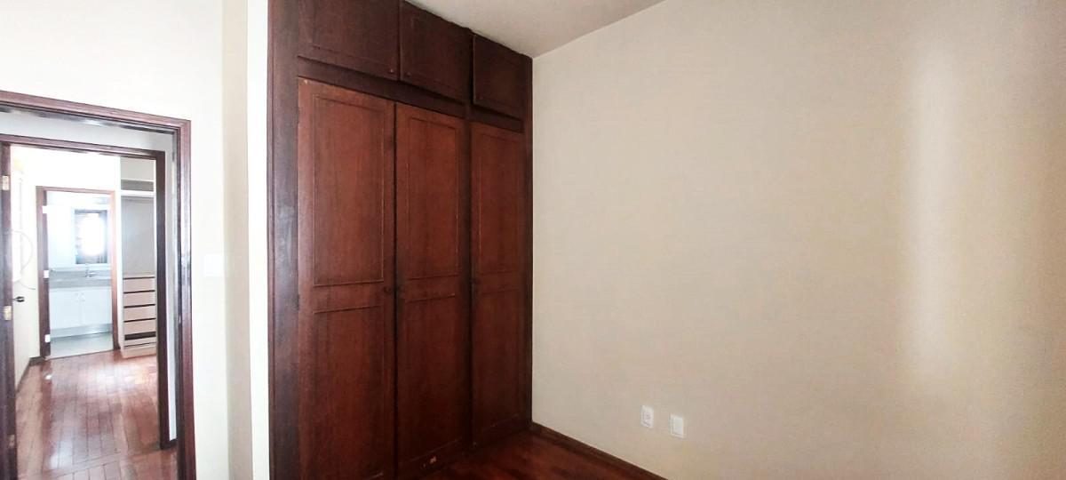Casa, Coração Eucarístico, 3 Quartos, 4 Vagas, 1 Suíte
