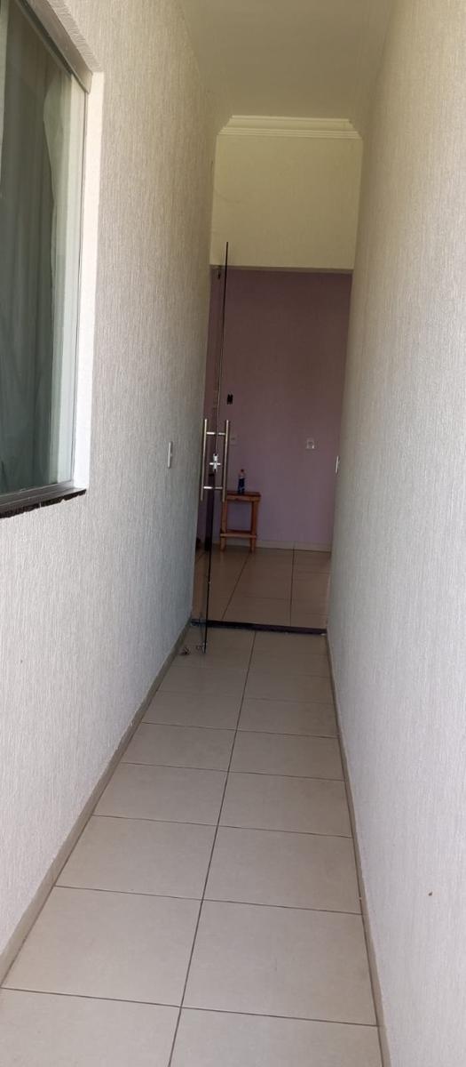 Casa, Piratininga (venda Nova), 3 Quartos, 2 Vagas, 1 Suíte