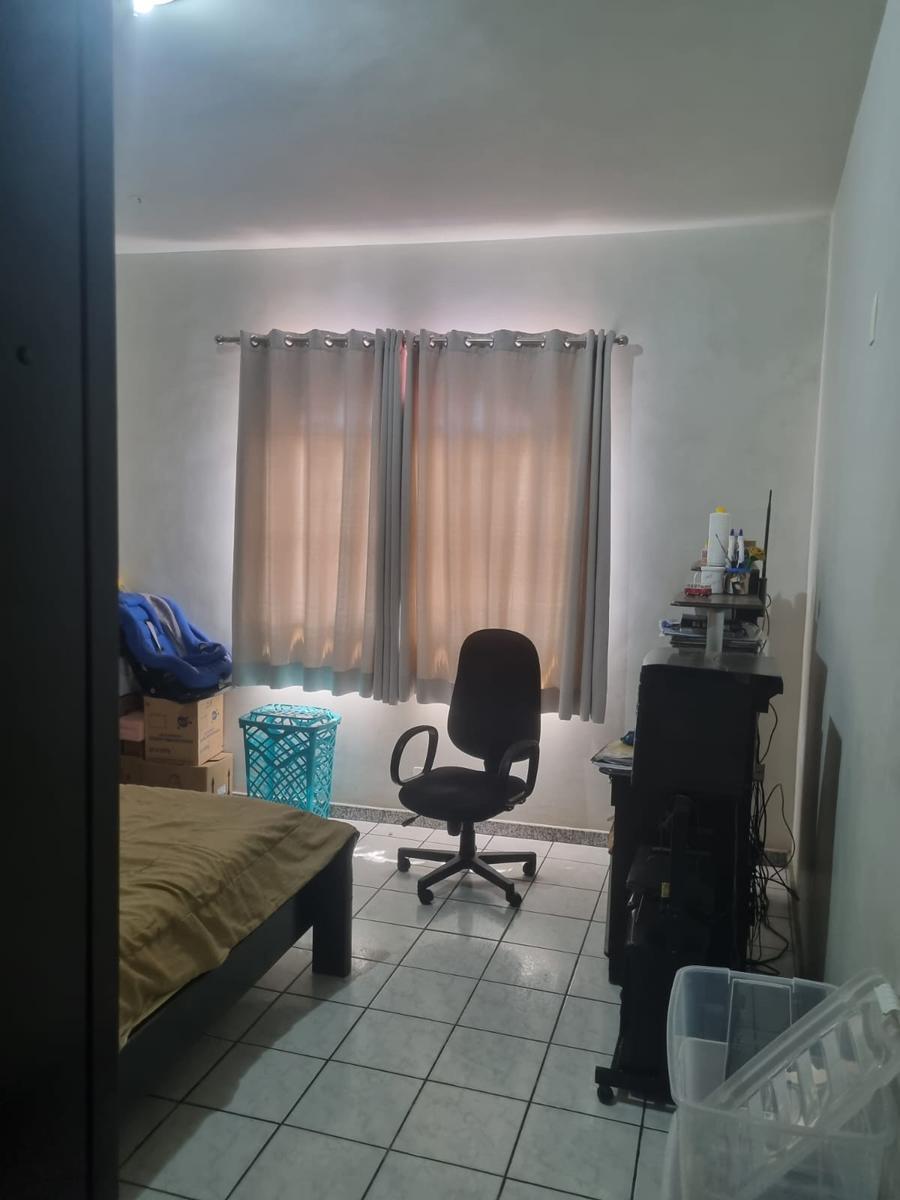 Casa, Funcionários, 3 Quartos, 4 Vagas