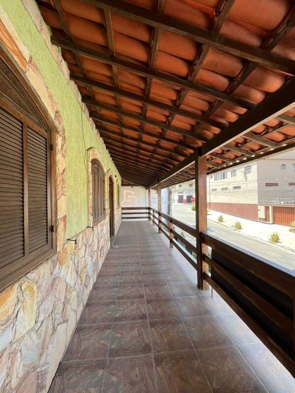 Casa, Milanez, 4 Quartos, 2 Vagas