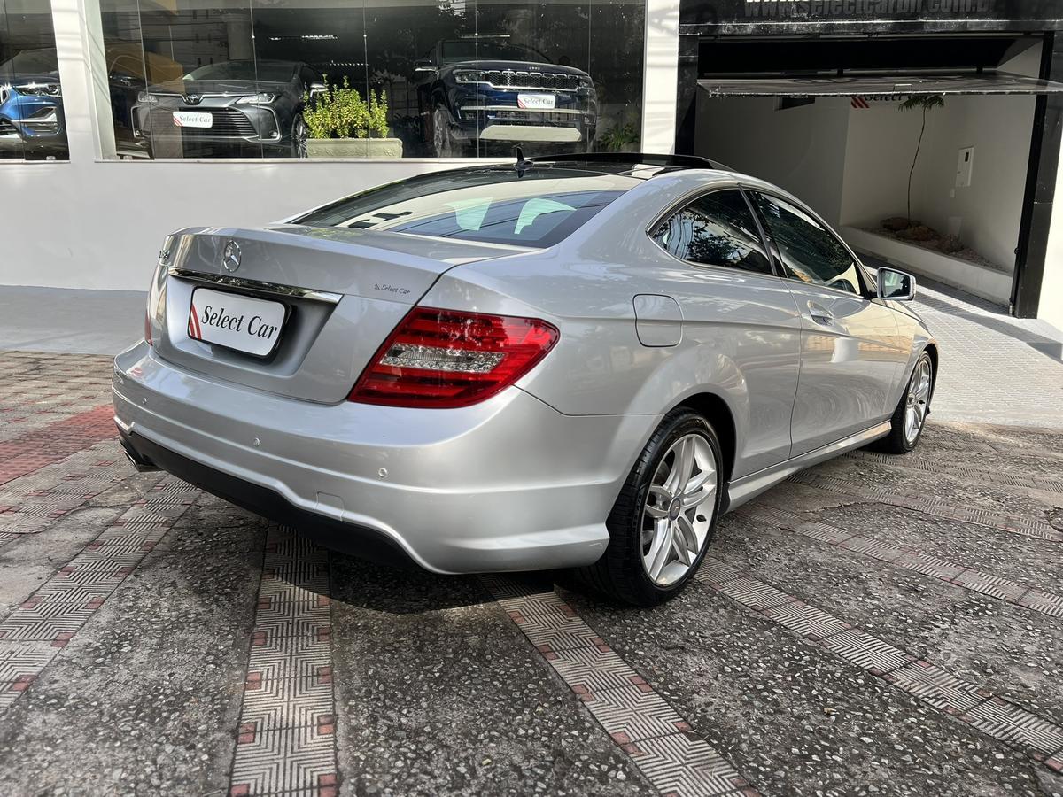 Mercedes-benz C-180 Cgi Coupe Sport 1.6 Tb 16v Aut.