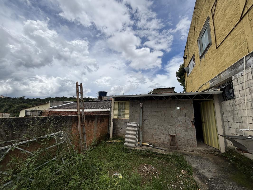 Galpão, São Benedito, 1 Quarto, 1 Vaga