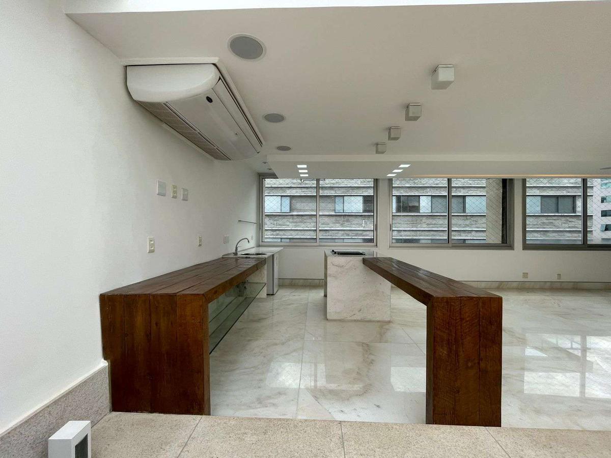 Cobertura, Savassi, 4 Quartos, 3 Vagas, 2 Suítes