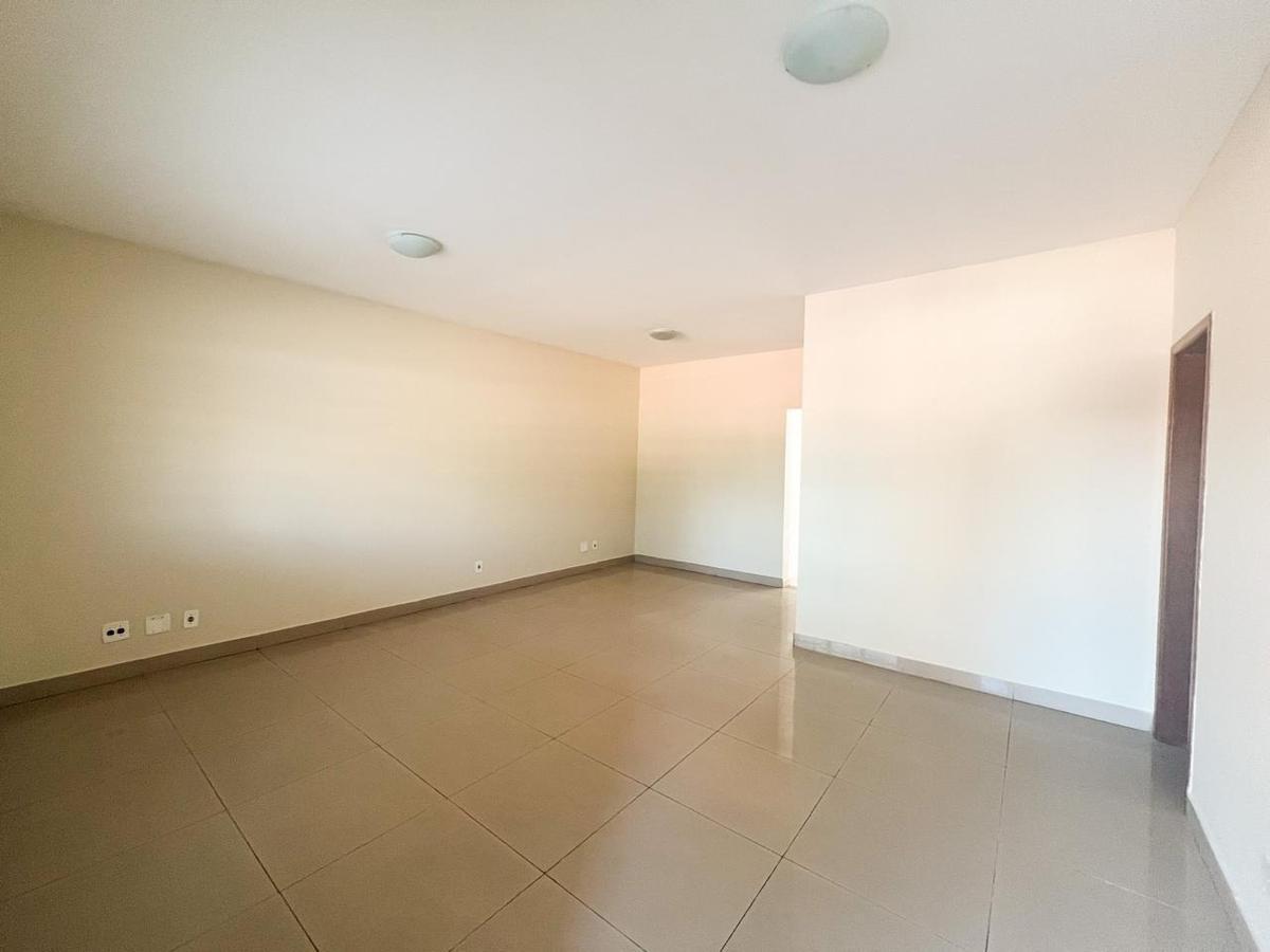 Casa, Alípio de Melo, 3 Quartos, 4 Vagas, 1 Suíte