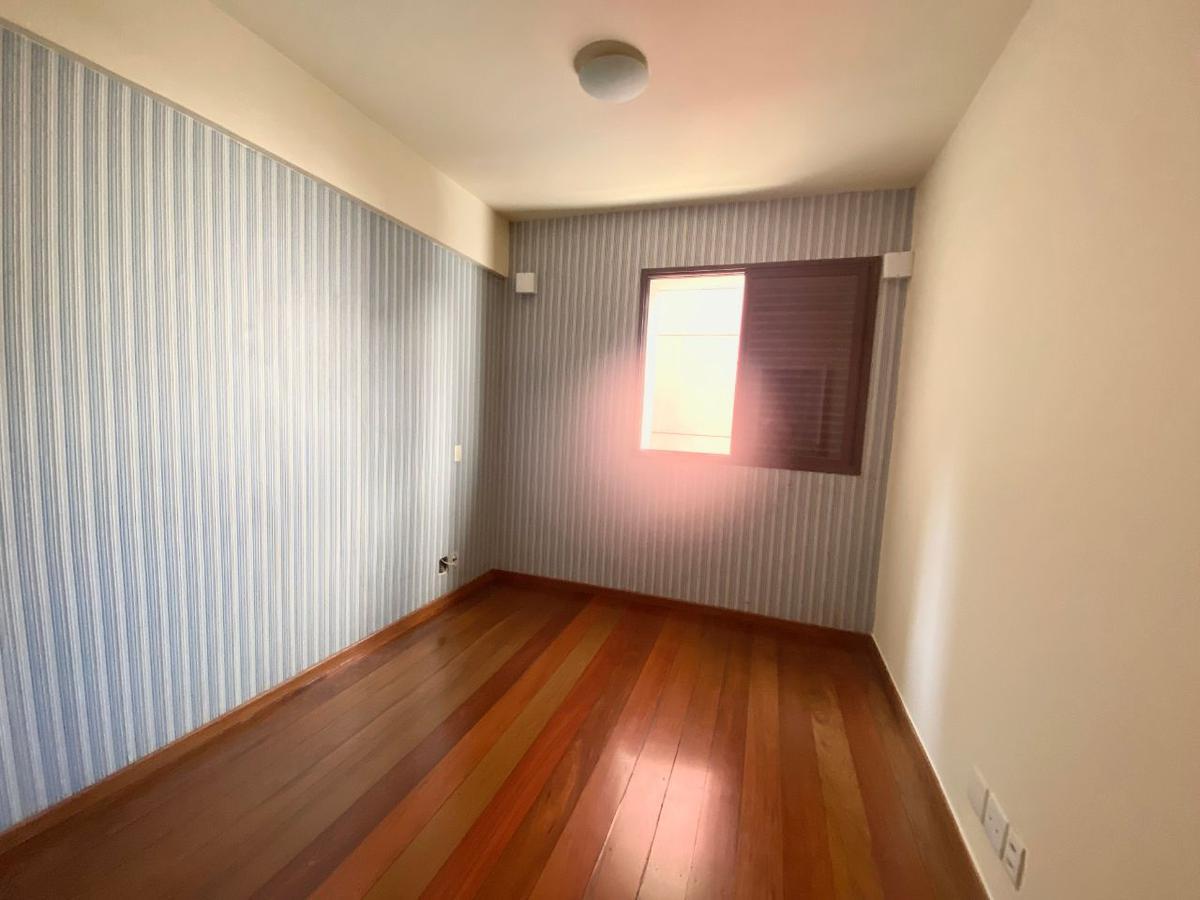 Apartamento, Funcionários, 4 Quartos, 2 Vagas, 1 Suíte