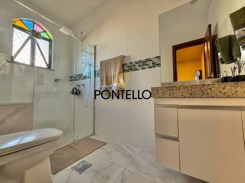 Casa, Alto Barroca, 5 Quartos, 2 Vagas, 2 Suítes