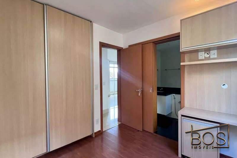 Apartamento, Santa Efigênia, 2 Quartos, 2 Vagas, 1 Suíte