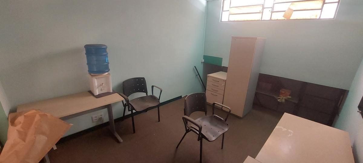 Andar, Savassi, 0 Quarto, 0 Vaga