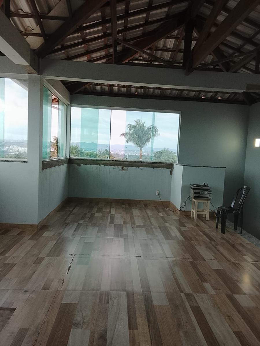 Casa, Trevo, 7 Quartos, 8 Vagas, 3 Suítes
