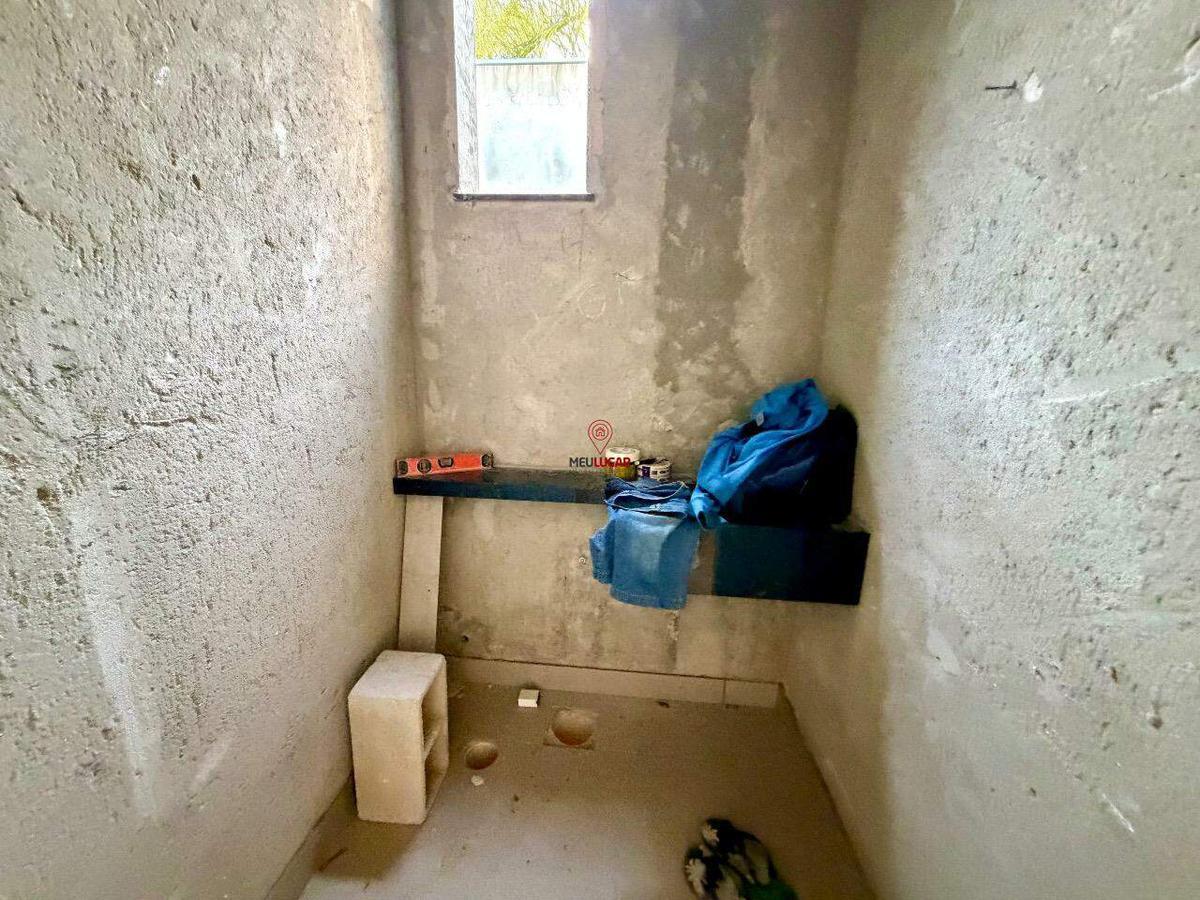 Casa, Masterville, 3 Quartos, 3 Vagas, 1 Suíte