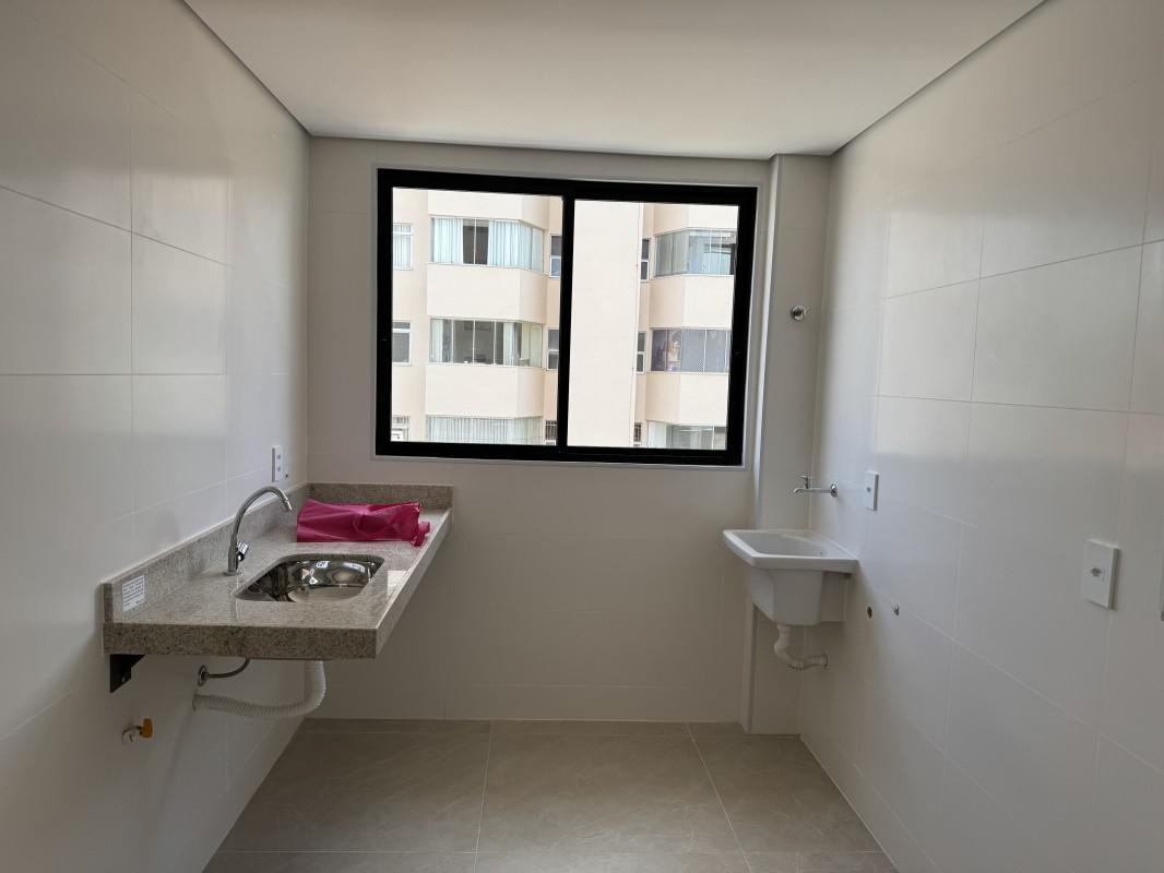 Apartamento, Sagrada Família, 1 Quarto, 1 Vaga, 1 Suíte