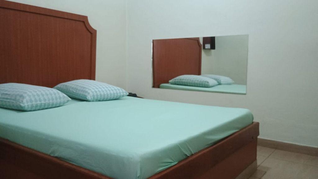 Lote, Adelmolândia, 0 Quarto, 0 Vaga