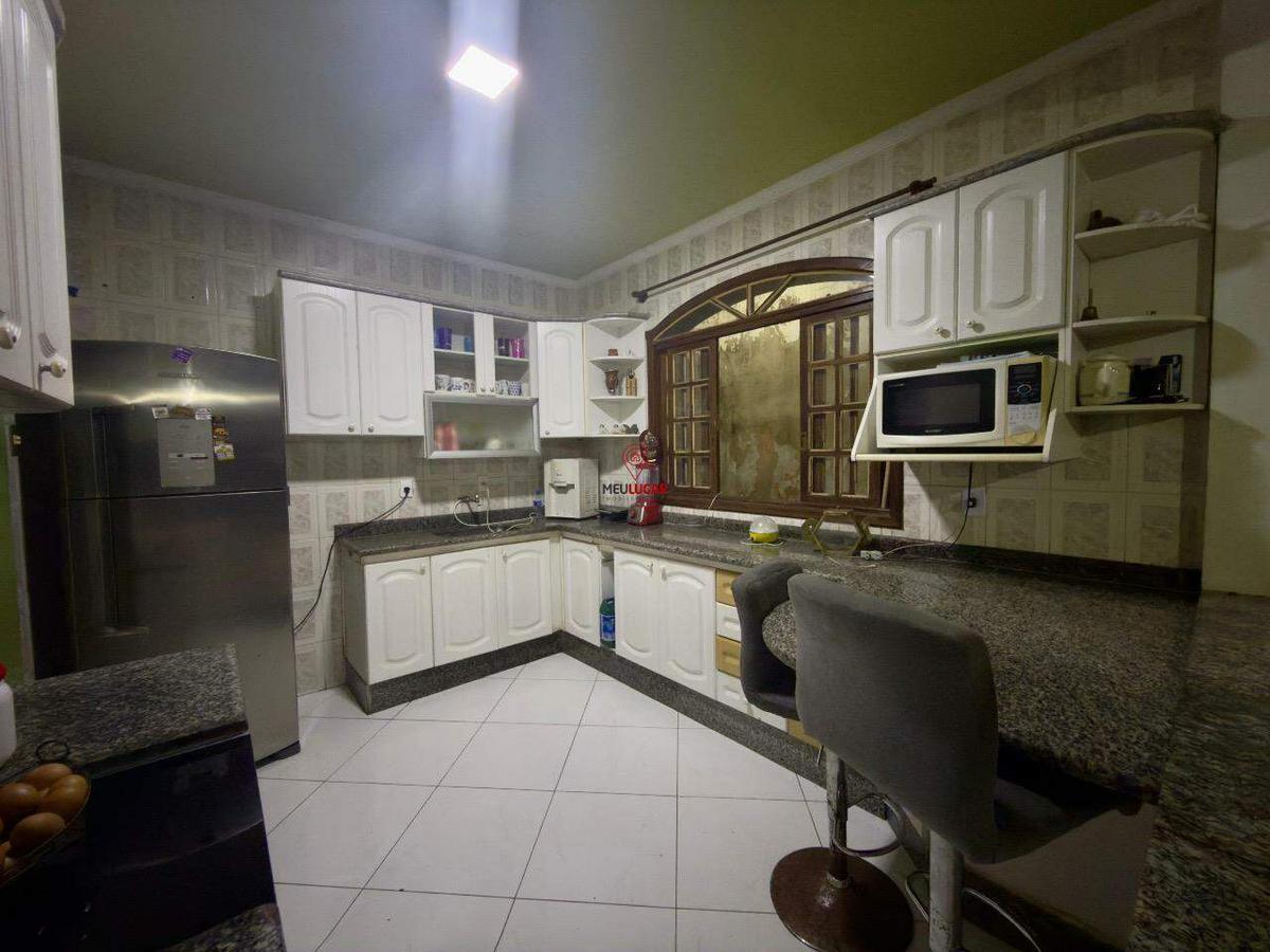 Casa, Diamante, 5 Quartos, 2 Vagas, 1 Suíte