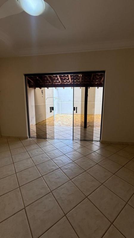 Casa, Rezende, 4 Quartos, 2 Vagas, 1 Suíte