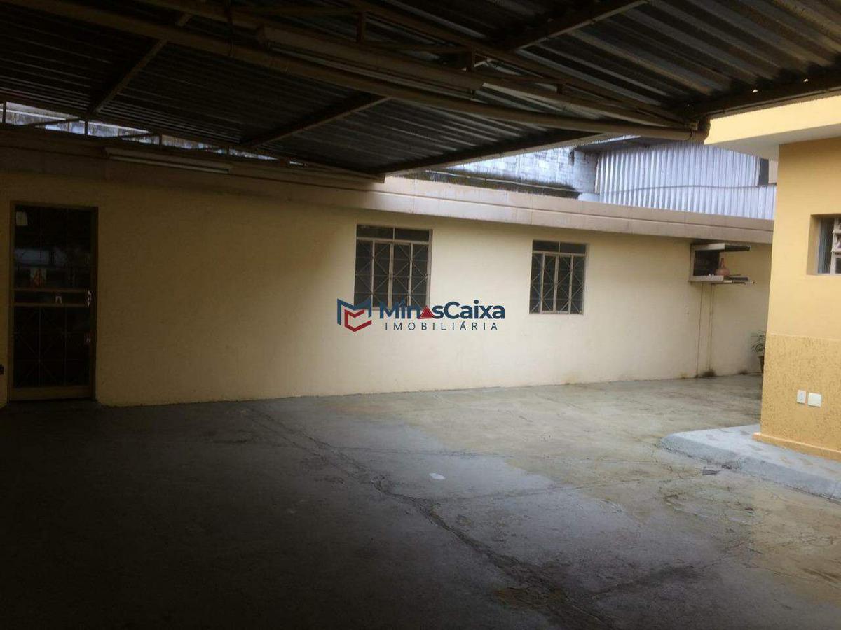 Casa, Quitandinha, 5 Quartos, 2 Vagas, 1 Suíte